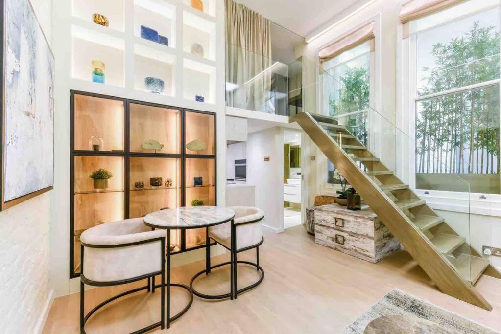 Luxury Modern Apartment ลอนดอน ภายนอก รูปภาพ