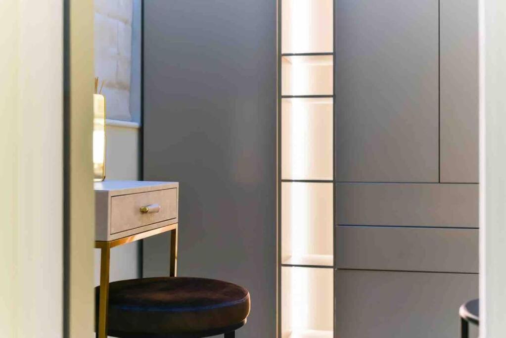 Luxury Modern Apartment ลอนดอน ภายนอก รูปภาพ